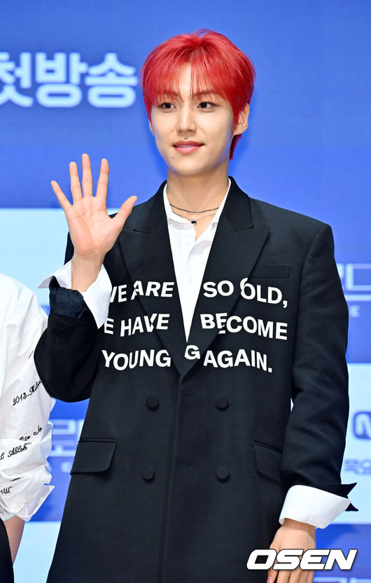 [OSEN=민경훈 기자] 19일 오전 Mnet 예능 '로드 투킹덤: ACE OF ACE' 제작발표회가 서울시 강남구 논현동 엘리에나호텔 컨벤션홀에서 열렸다.이 프로그램은 K-POP 보이그룹 라이징 프로젝트로, 실력과 잠재력을 갖추고 있는 그룹들을 재조명하는 서바이벌이다.유나이트 은상이 포토타임을 갖고 있다. 2024.09.19 / rumi@osen.co.kr