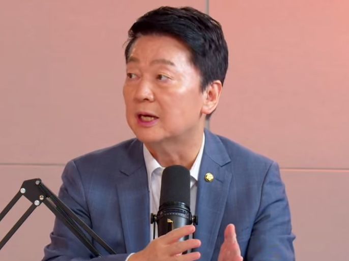 30일 ‘황현희의 불편한 여의도’에 출연한 안철수 국민의힘 의원. [사진 ‘불편한 여의도’ 캡처]