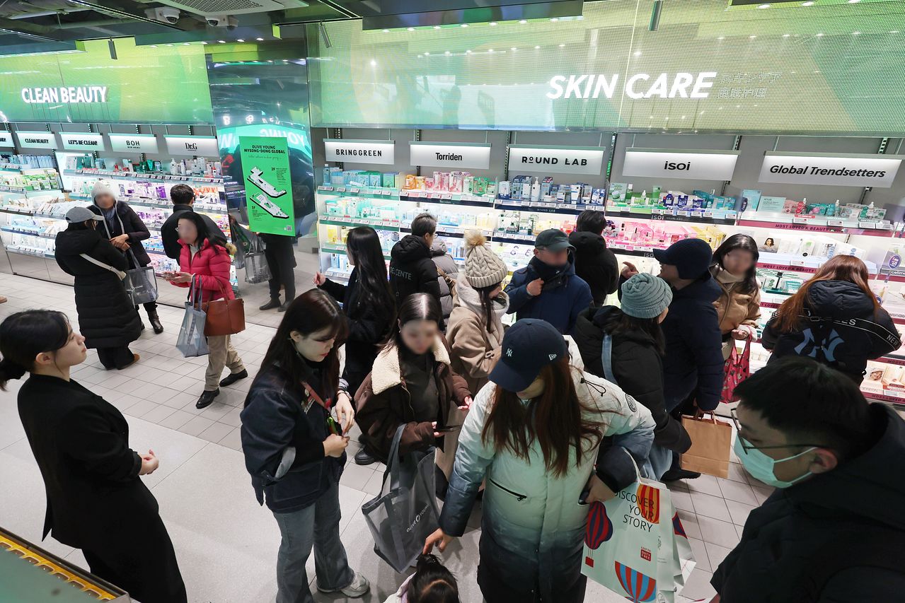 올 상반기 한국의 화장품 수출이 70억 달러를 돌파하며 역대 최고 실적을 세웠다. 사진 연합뉴스 