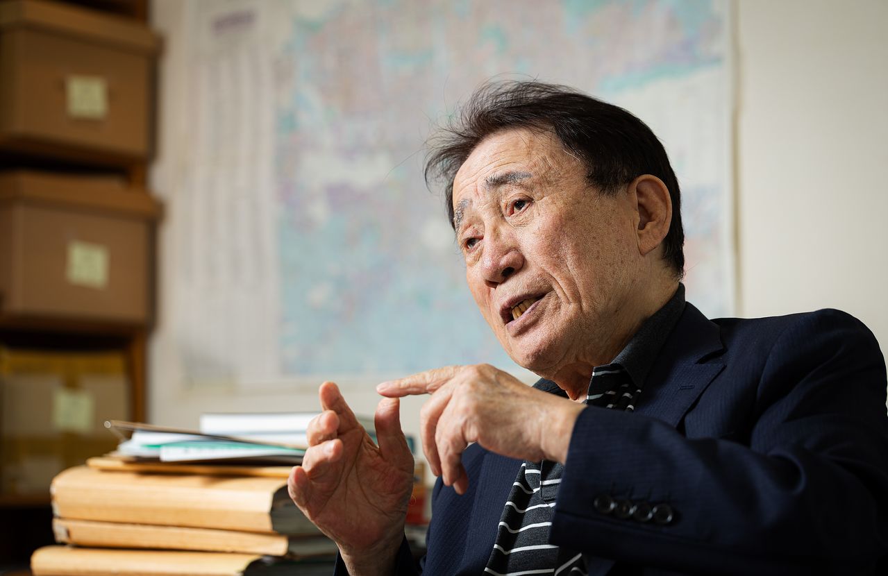 신재현 서아시아포럼 회장을 지난달 25일 서울 광화문 사무실에서 만났다. 그는 전쟁 이후 이란 내부 상황을 직접 확인하기 위해 이달 테헤란으로 향할 예정이다. 우상조 기자