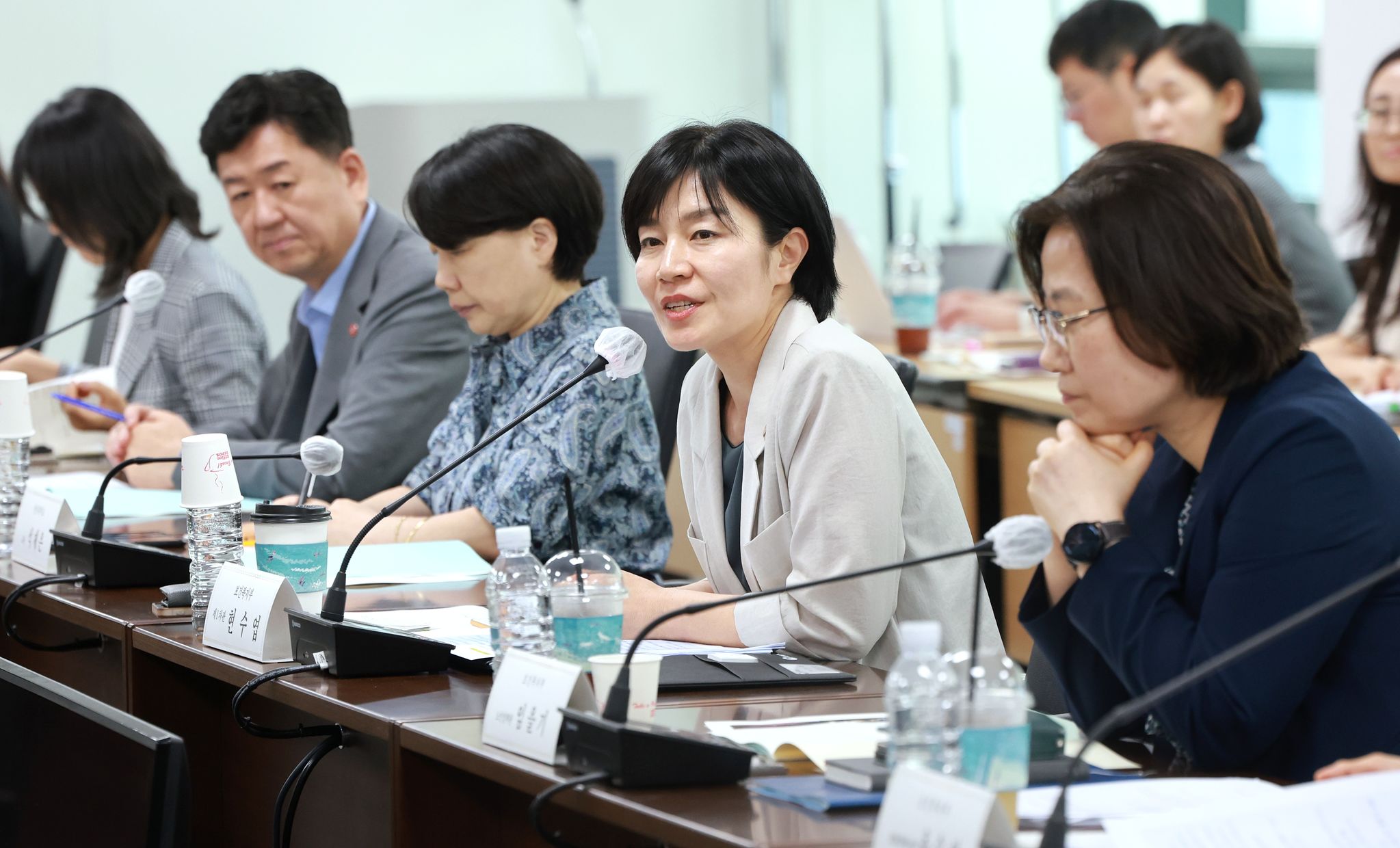 현수엽 보건복지부 1차관이 2일 서울 서초구 국제전자센터에서 열린 2026년 제1차 장기요양위원회에서 발언하고 있다. 연합뉴스