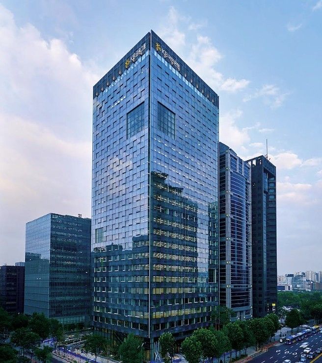 KB금융지주의 여의도 사옥 전경. KB금융.