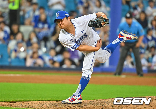 [OSEN=대구, 이석우 기자] 7일 대구삼성라이온즈파크에서 2026 신한 SOL KBO 리그 삼성 라이온즈와 LG 트윈스의 경기가 열렸다. 홈팀 삼성은 후라도가, 방문팀 LG는 톨허스트가 선발 출전했다. 삼성 라이온즈 최지광이 역투하고 있다. 2026.07.07 / foto0307@osen.co.kr