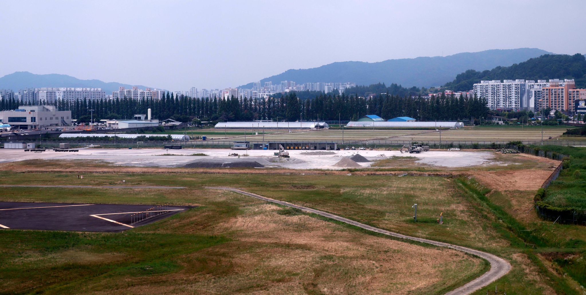 정부가 호남권 반도체 산단을 조성한다고 발표한 광주 군공항 부지의 모습. 청와대사진기자단