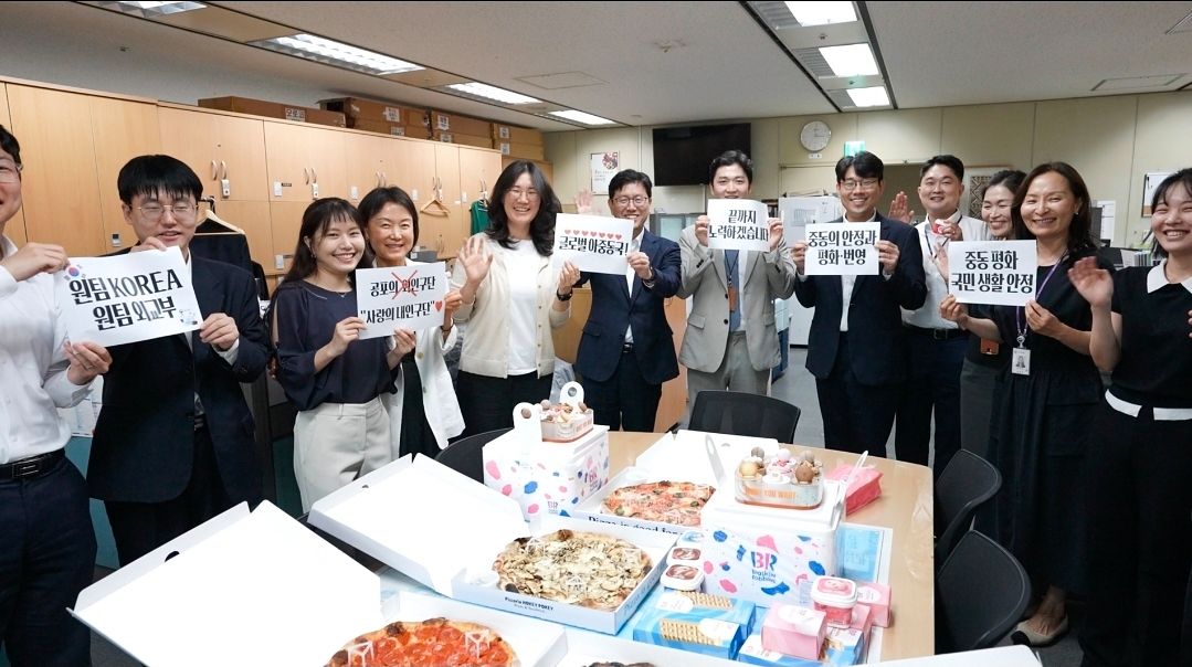 지난 7일 조현 외교부 장관이 자신의 엑스에 이재명 대통령이 외교부 아프리카·중동국에 피자를 보낸 사실을 공개했다. 조 장관 엑스 캡처. 