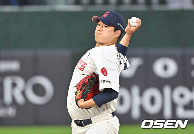 [OSEN=부산, 이석우 기자] 롯데 자이언츠 나균안 / foto0307@osen.co.kr