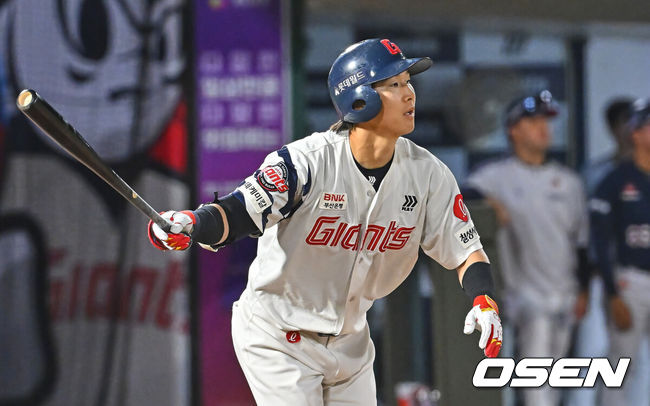 [OSEN=부산, 이석우 기자] 롯데 자이언츠 최항 022 2026.06.09 / foto0307@osen.co.kr
