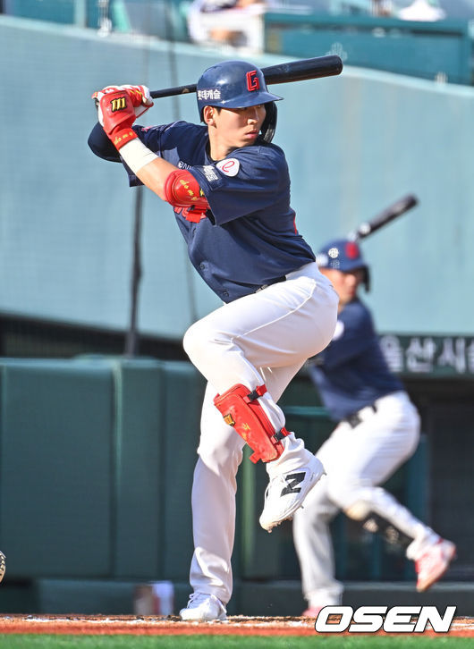 [OSEN=울산, 이석우 기자] 롯데 자이언츠 조민영 250 2026.06.27 / foto0307@osen.co.kr
