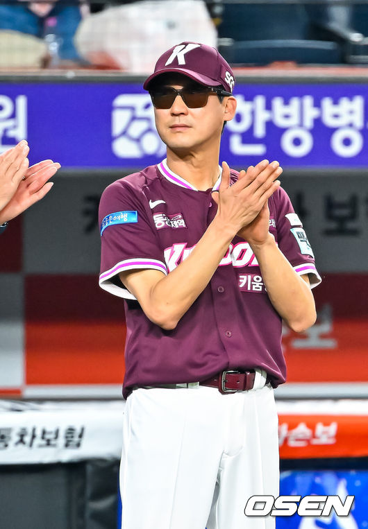 키움 히어로즈 설종진 감독. /OSEN DB