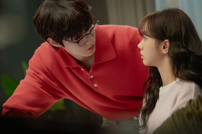 KT스튜디오지니 제공