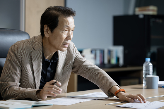 배재규 한국투자신탁운용 대표는 페이스북에 원주가 25% 오른 뒤 다음 날 20% 내려 제자리로 와도, 2배 레버리지 ETF는 10% 손실이 난다며 “레버리지 ETF 투자를 중단하라”고 밝혔다. 전민규 기자 