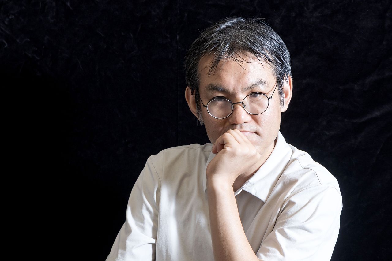 백승만 경상국립대 약학과 교수는 좋은 약을 만들기 위해 고군분투하는 ‘분자 조각가’이자 대중에게 좋은 약과 나쁜 약을 알리는 ‘과학 커뮤니케이터’ 다. 최근엔 의약품을 이용한 범죄 사건들을 파헤친 『의약품 살인사건』(해나무)을 집필했다. 장진영 기자