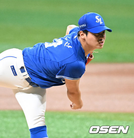 [OSEN=고척, 이대선 기자] 22일 서울 고척스카이돔에서  2026 신한 SOL KBO리그 키움 히어로즈와 삼성 라이온즈의 경기가 열렸다.이날 키움은 알칸타라, 삼성은 김백산을 선발로 내세웠다.1회말 무사에서 삼성 선발투수 김백산이 역투하고 있다.. 2026.07.22 /sunday@osen.co.kr
