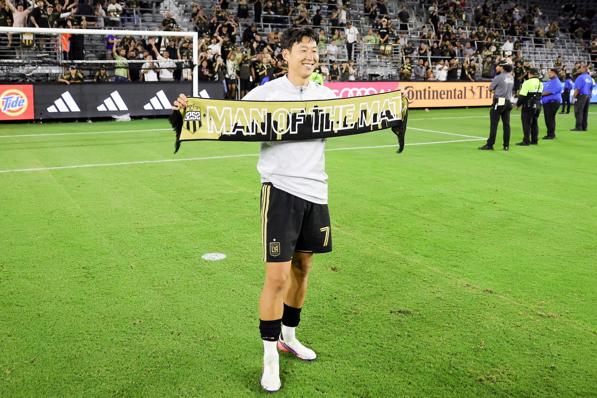 소속팀 복귀 이후 2경기 연속골을 터뜨린 손흥민이 MLS 주간 베스트11에 선정됐다. AFP=연합뉴스