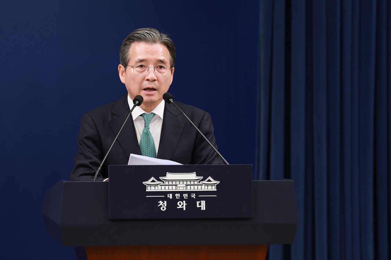 김용범 청와대 정책실장이 지난 22일 청와대 춘추관에서 이재명 대통령의 미국·남미 순방에 관련한 브리핑을 하고 있다. 청와대사진기자단