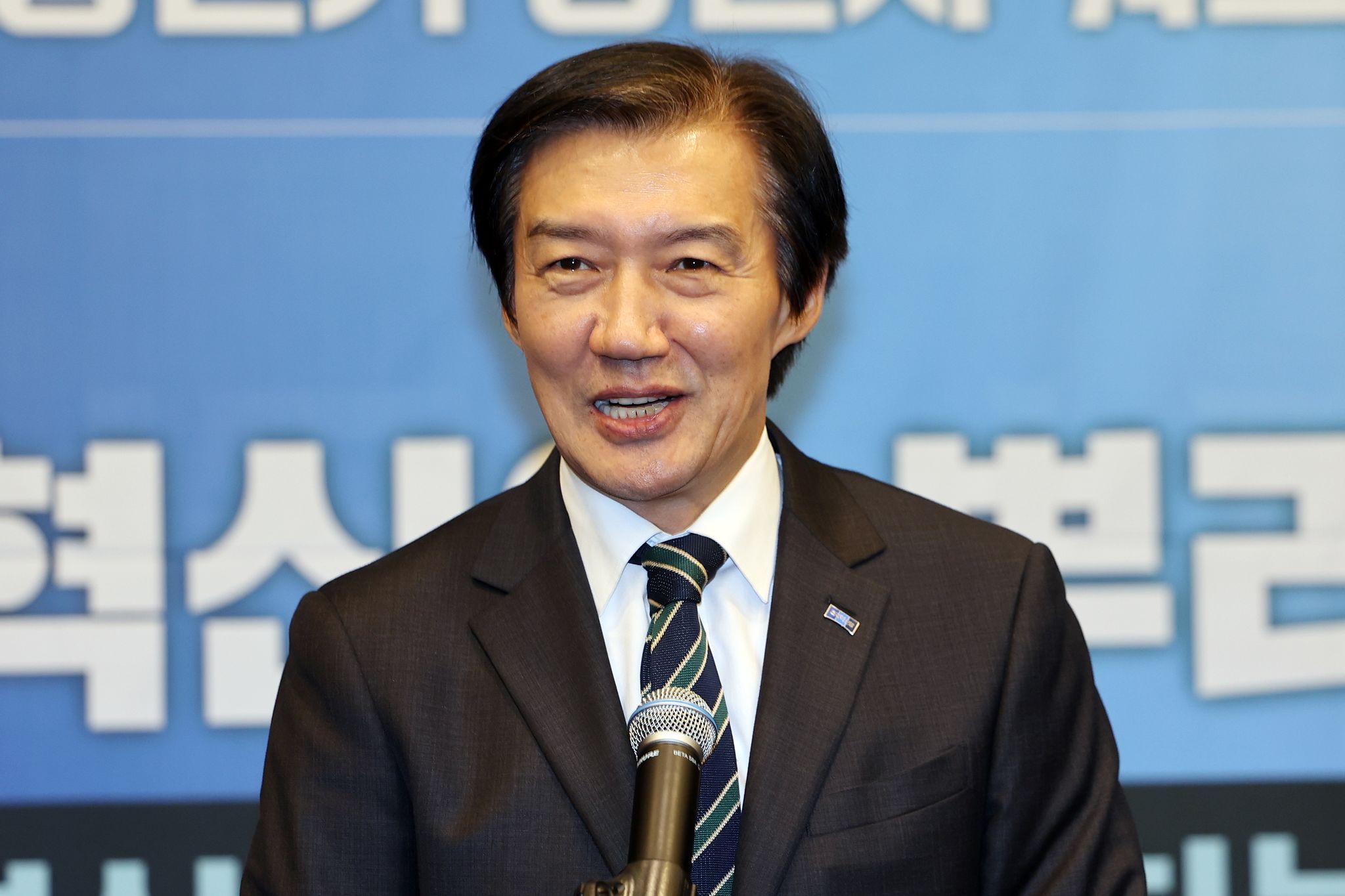 조국 전 조국혁신당 대표가 지난달 17일 광주 서구 치평동 브리브 광주 바이 롯데호텔에서 열린 6·3지방선거 당선자 워크숍을 찾아 발언하고 있다. 연합뉴스