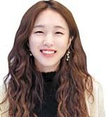 이소연 『옷을 사지 않기로 했습니다』 『수상할 만큼 완벽한 결혼식』 저자