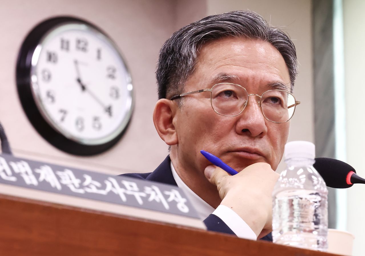 정성호 법무부 장관이 27일 국회 법사위 전체회의에서 사의 표명을 공식화했다. [뉴스1]