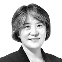 고정애 중앙SUNDAY 국장