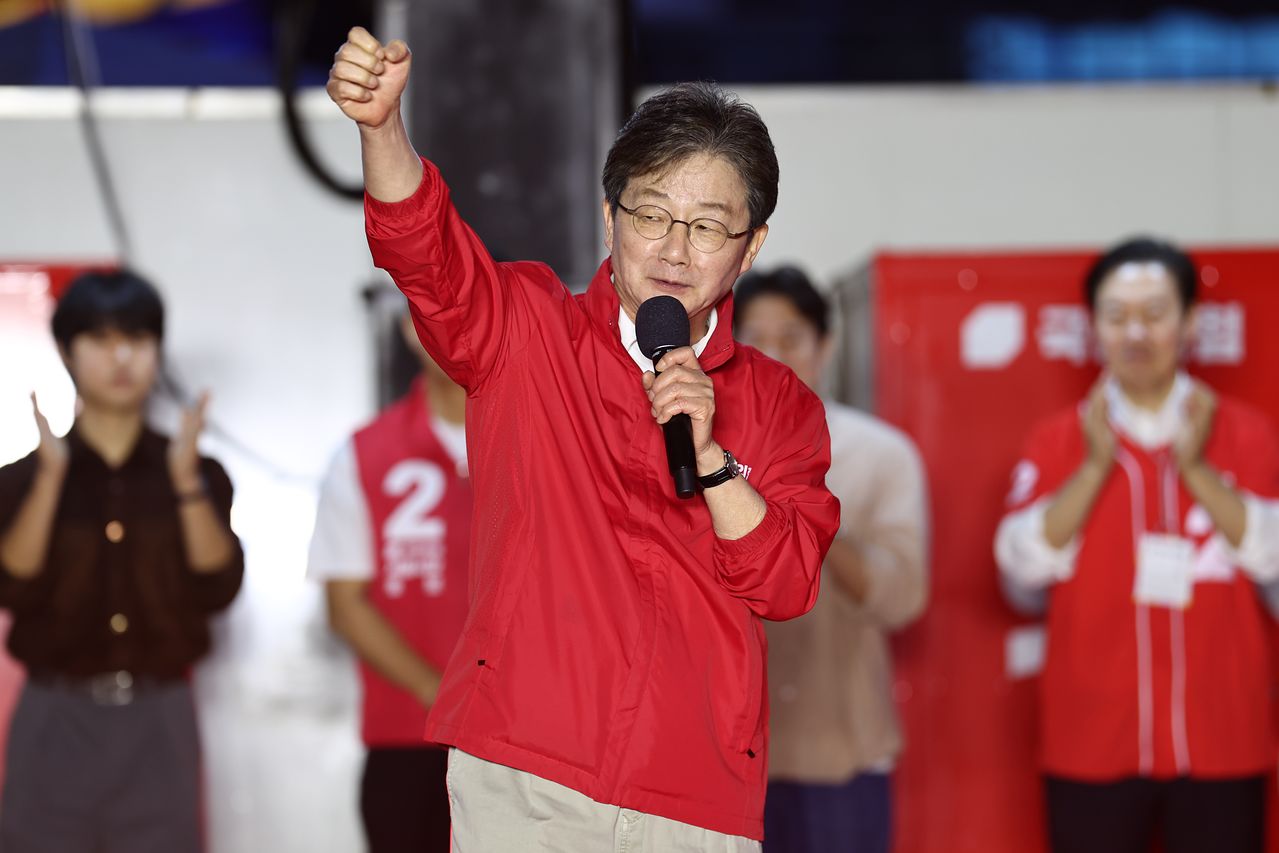 지난 5월 21일 서울 청계광장에서 열린 국민의힘 오세훈 서울시장 후보 출정식에서 유승민 전 의원이 지지발언을 하고 있다. 연합뉴스