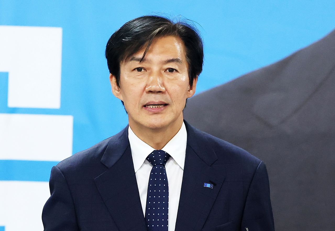 경기 평택을 국회의원 재선거에 출마한 조국혁신당 조국 후보가 지난 6월 4일 경기 평택시 선거사무소에서 선거 패배를 인정하고 있다. 뉴스1