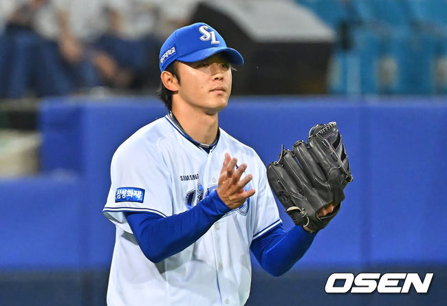 [OSEN=대구, 이석우 기자] 12일 대구삼성라이온즈파크에서 2026 신한 SOL KBO 리그 삼성 라이온즈와 SSG 랜더스의 경기가 열렸다. 홈팀 삼성은 장찬희가, 방문팀 SSG는 타케다가 선발 출전했다. 삼성 라이온즈 미야지가 8회초 1사 1,2루 SSG 랜더스 오태곤을 3루수 병살로 잡고 기뻐하고 있다. 2026.06.12 / foto0307@osen.co.kr