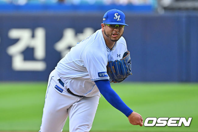 [OSEN=대구, 이석우 기자] 7일 대구삼성라이온즈파크에서 2026 신한 SOL KBO 리그 삼성 라이온즈와 LG 트윈스의 경기가 열렸다. 홈팀 삼성은 후라도가, 방문팀 LG는 톨허스트가 선발 출전했다. 삼성 라이온즈 선발 투수 후라도가 역투하고 있다. 2026.07.07 / foto0307@osen.co.kr