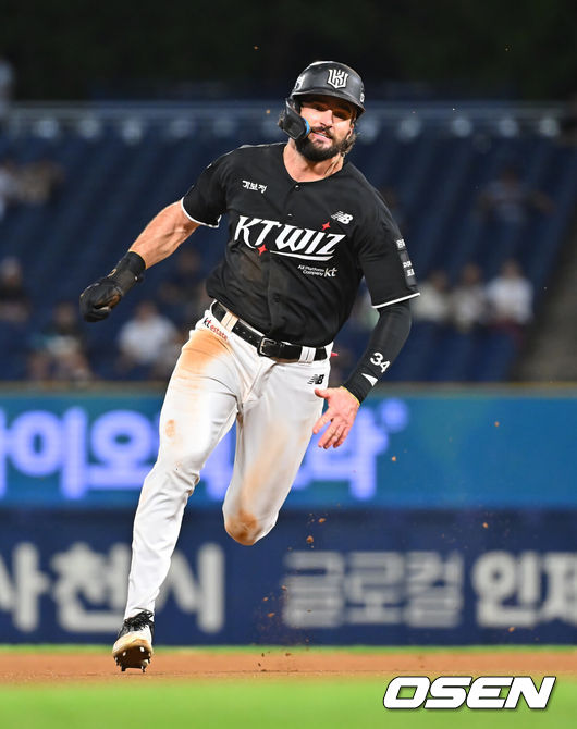[OSEN=창원, 이석우 기자] KT 위즈 힐리어드 083 2026.08.13 / foto0307@osen.co.kr