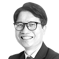 민주영 신영증권 연금사업부 상무·경영학(연금금융) 박사