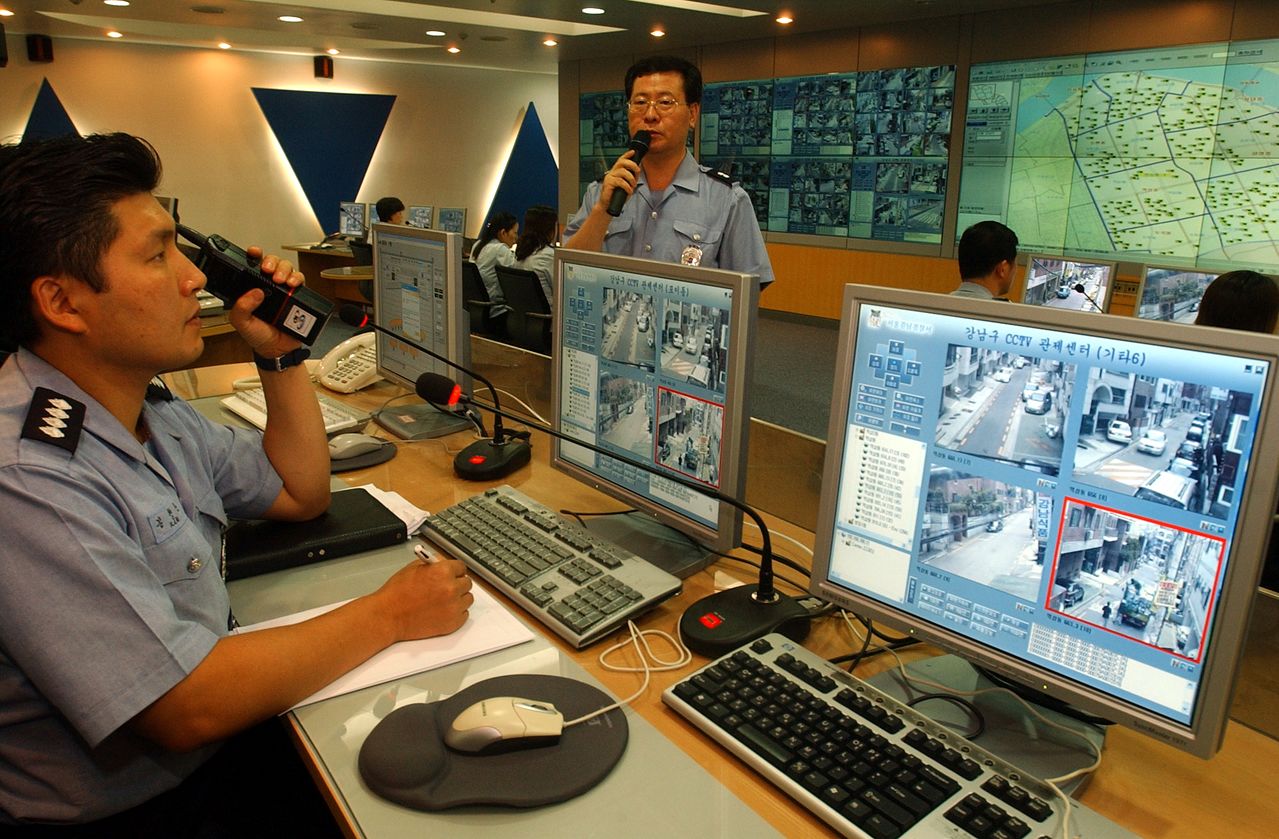 강남경찰서 CCTV 범죄 현장 모니터링. 기사와 직접적 연관은 없음. 김춘식 기자