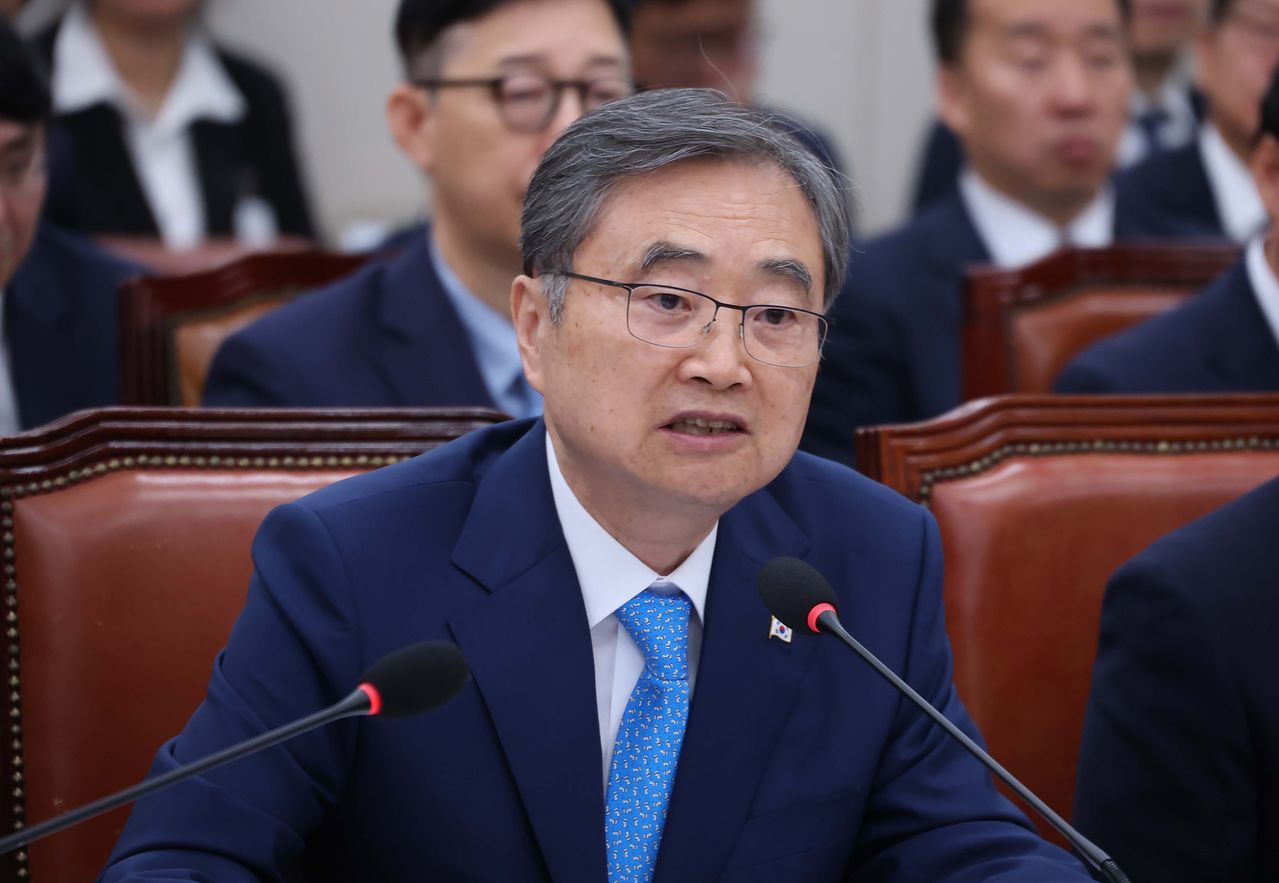 조현 외교부 장관이 19일 국회에서 열린 외교통일위원회 전체회의에서 한미 연합연습 '을지 자유의 방패' (UFS·Ulchi Freedom Shield) 훈련 축소와 관련한 질의에 답변하고 있다. 연합뉴스