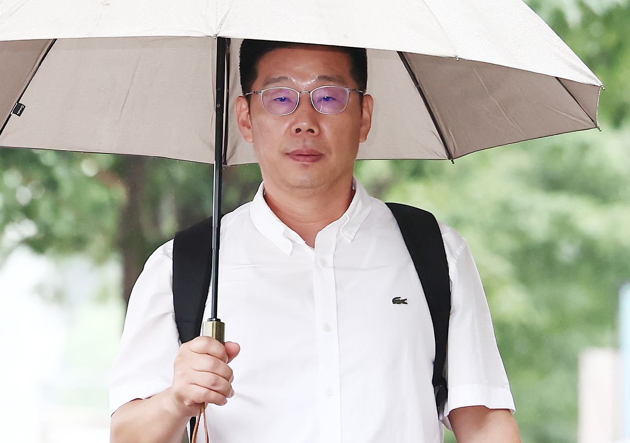 조성현 전 육군 수도방위사령부 제1경비단장(대령)이지난 7월 15일 오전 내란 중요임무 종사 혐의 관련 피의자 조사를 받기 위해 경기 과천 2차 종합특검 사무실로 출석하고 있다. 뉴스1