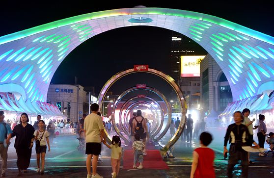 지난해 8월 열린 대전 ‘0 시 축제’ 김성태 객원기자