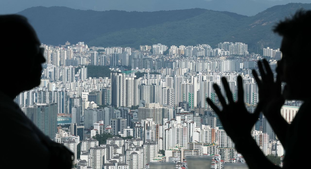 서울 시내 아파트 밀집 지역 모습. 연합뉴스