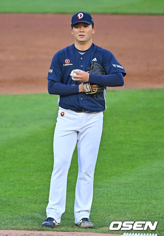 [OSEN=부산, 이석우 기자] 두산 베어스 타카다 062 2026.06.11 / foto0307@osen.co.kr
