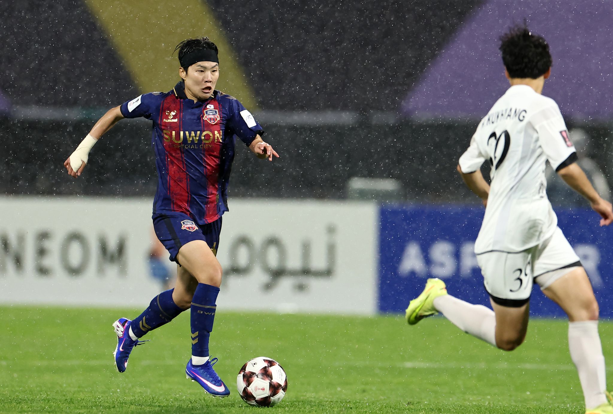 수원FC 위민 지소연(왼쪽). 연합뉴스 