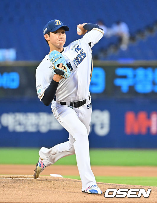 [OSEN=창원, 이석우 기자] 1일 창원NC파크에서 2026 신한 SOL KBO 리그 NC 다이노스와 KIA 타이거즈의 경기가 열렸다. 홈팀 NC는 구창모가, 방문팀 KIA는 네일이 선발 출전했다. NC 다이노스 선발투수 구창모가 역투하고 있다. 2026.09.01 / foto0307@osen.co.kr