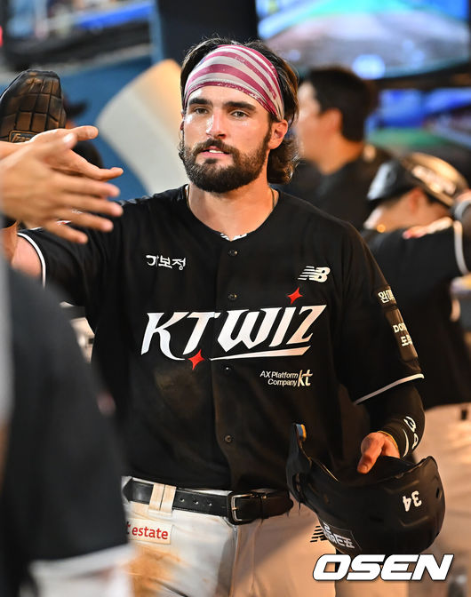 [OSEN=창원, 이석우 기자] KT 위즈 힐리어드 079 2026.08.13 / foto0307@osen.co.kr