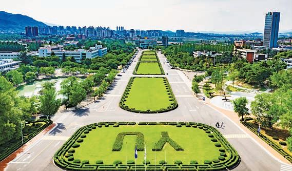 영남대는 2027학년도 수시모집에서 정원 외 333명을 포함해 총 4225명을 선발한다. [사진 영남대]