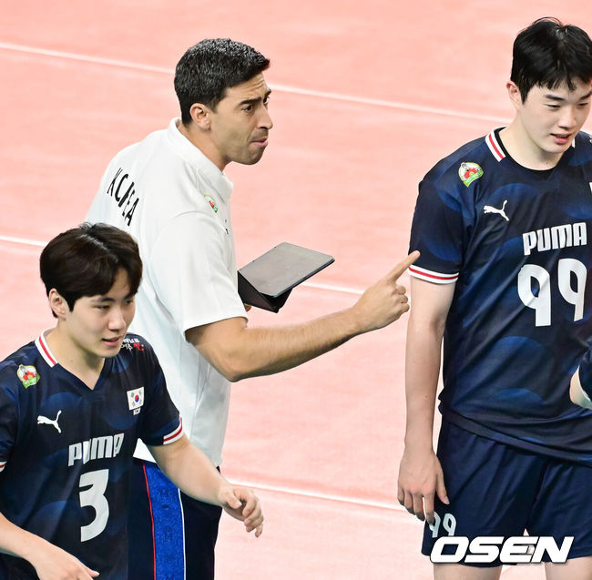 이사나예 라미레스 한국 남자 배구 대표팀 감독. /OSEN DB
