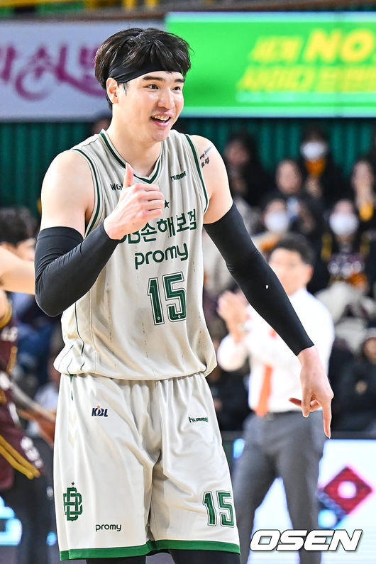 [OSEN=창원, 이석우 기자]  원주 DB 김종규 012 2024.02.06 / foto0307@osen.co.kr