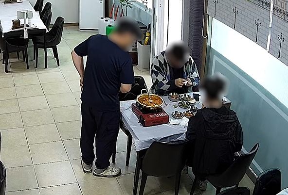 영세식당 공갈 현장 모습. 사진 충북경찰청 
