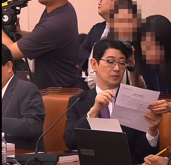 주진우 국민의힘 의원이 15일 페이스북 글을 통해 당시 상황이 담긴 영상을 공유했다. 사진 펜앤마이크 영상 캡처