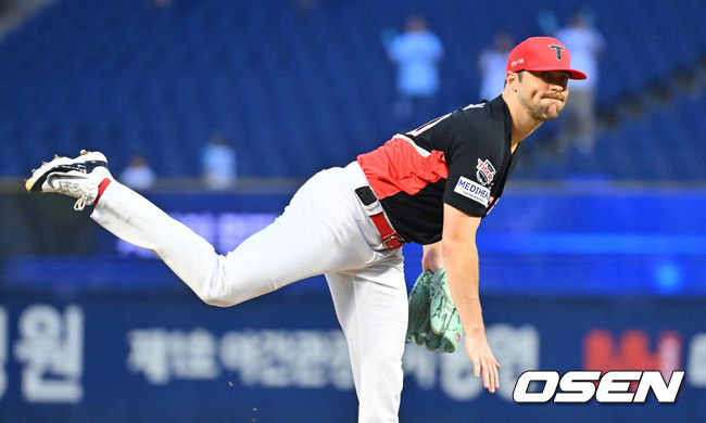 [OSEN=창원, 이석우 기자] 1일 창원NC파크에서 2026 신한 SOL KBO 리그 NC 다이노스와 KIA 타이거즈의 경기가 열렸다. 홈팀 NC는 구창모가, 방문팀 KIA는 네일이 선발 출전했다. KIA 타이거즈 선발투수 네일이 역투하고 있다. 2026.09.01 / foto0307@osen.co.kr