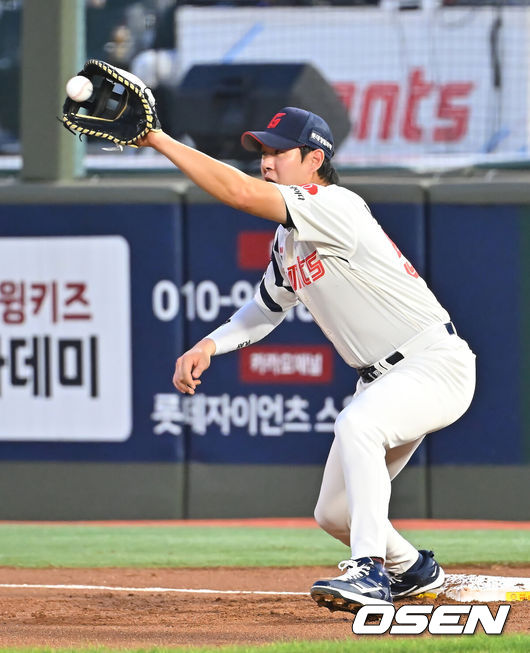 [OSEN=부산, 이석우 기자] 롯데 자이언츠 나승엽 071 2026.08.20 / foto0307@osen.co.kr