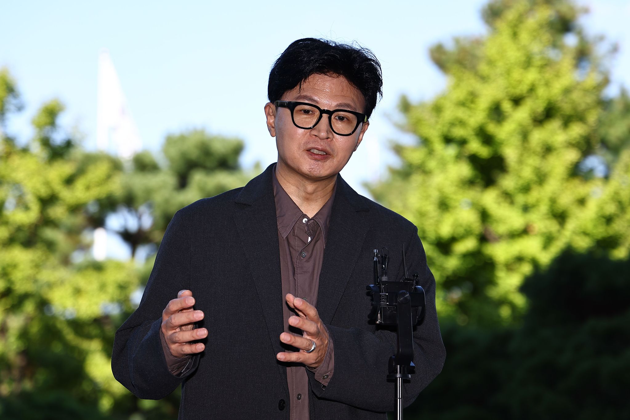 한동훈 무소속 의원이 20일 서울 여의도 국회 의원회관 앞에서 김승원 법무부 장관 후보자 사퇴와 관련한 브리핑을 하고 있다. 김종호 기자 