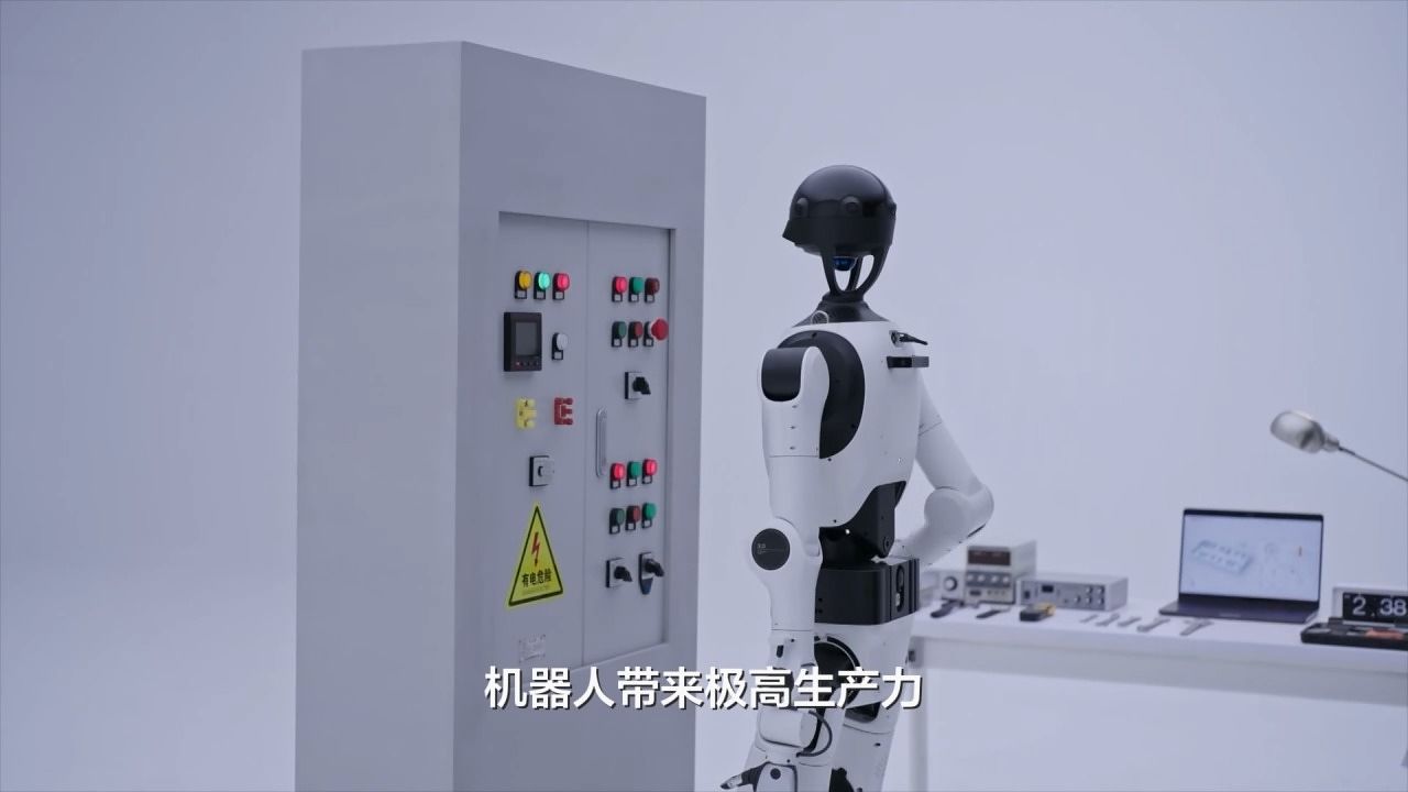 머스크는 ″10년 또는 그 이전에 휴머노이드 로봇이 최소 10억 대에 이를 것″이라며 ″향후 15년에는 100억 대, 20년에는 1000억 대에 달할 가능성도 있다″고 내다봤다. CMG