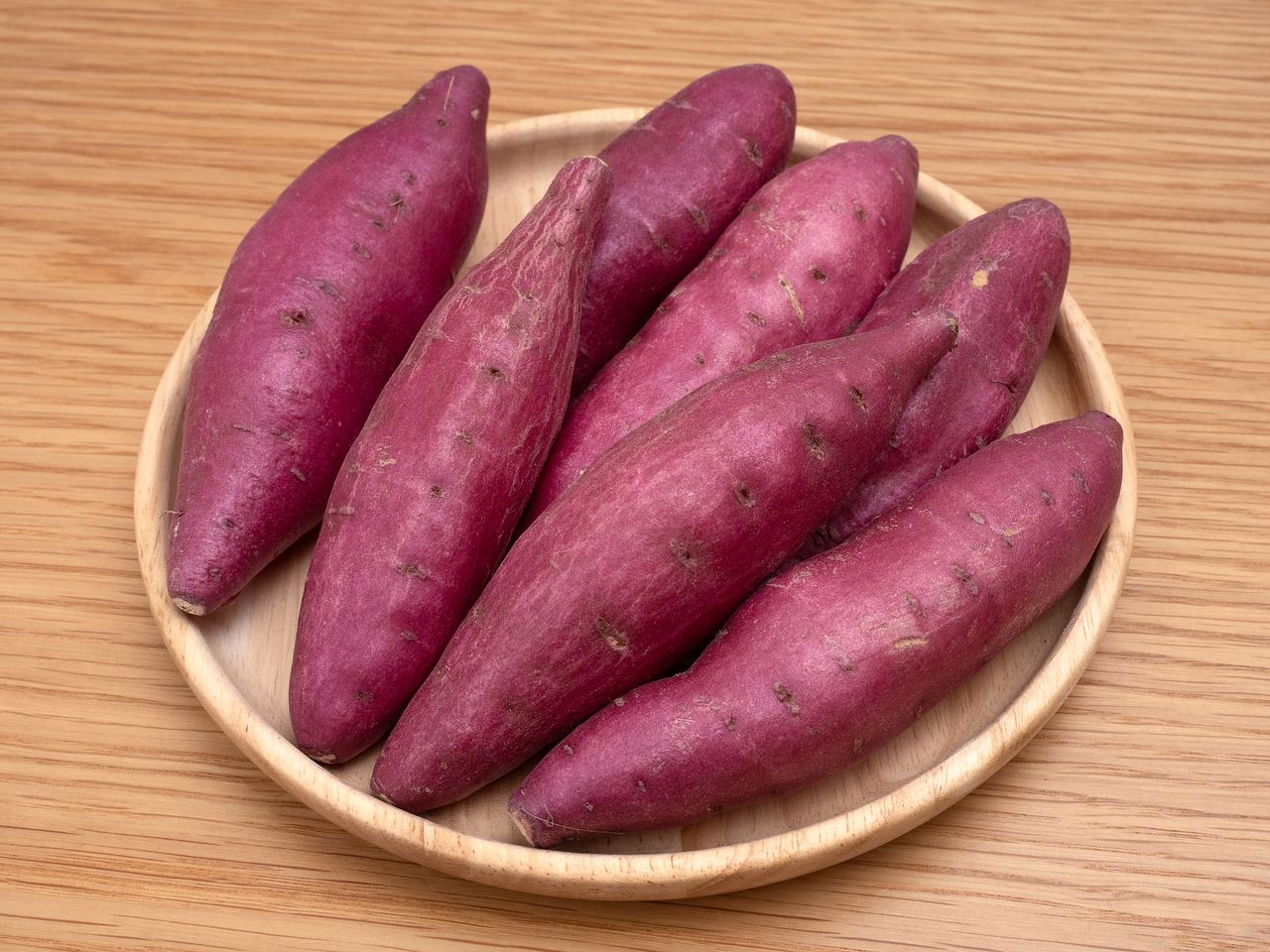 해풍을 맞고 황토밭에서 자란 해남 고구마는 당도와 식이섬유 함량이 높아 예로부터 최상급으로 꼽힌다.