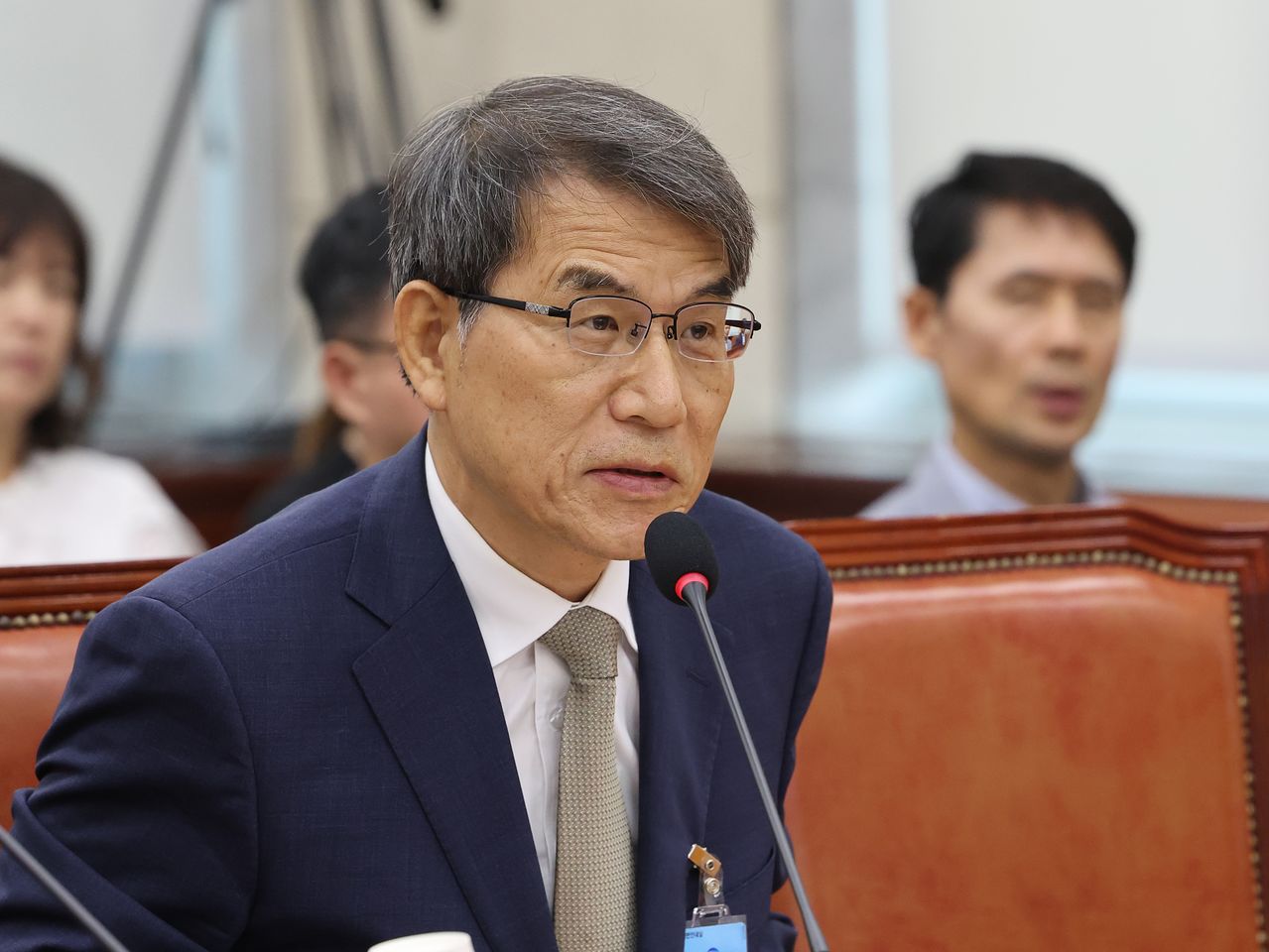 노태악 전 중앙선거관리위원장이 지난달 10일 오후 서울 여의도 국회에서 열린 제9회 전국동시 지방선거 투표용지 부족사태 등 국민참정권 침해 진상규명 및 선거관리 개혁을 위한 국정조사특별위원회 제3차 청문회에서 발언을 하고 있다. 뉴스1
