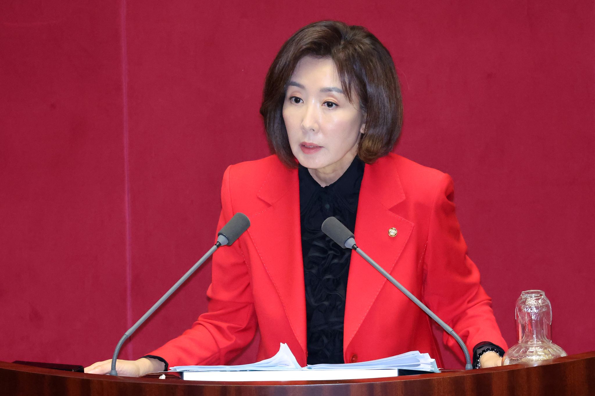 나경원 국민의힘 의원이 지난 9일 오후 서울 여의도 국회에서 열린 제439회국회(정기회) 제5차 본회의에서 대정부질문(정치)을 하고 있다. 뉴스1